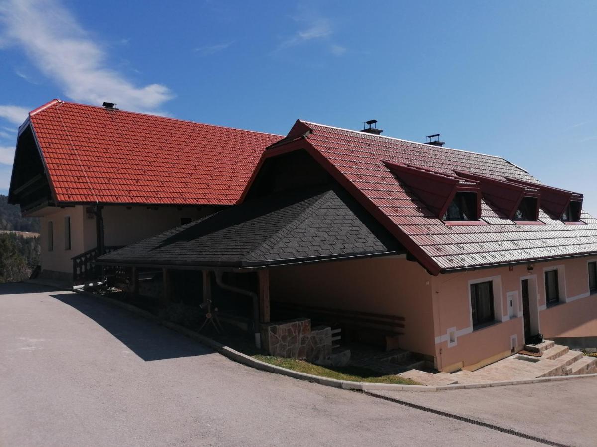 Apartment House Koprivnik Zreče エクステリア 写真