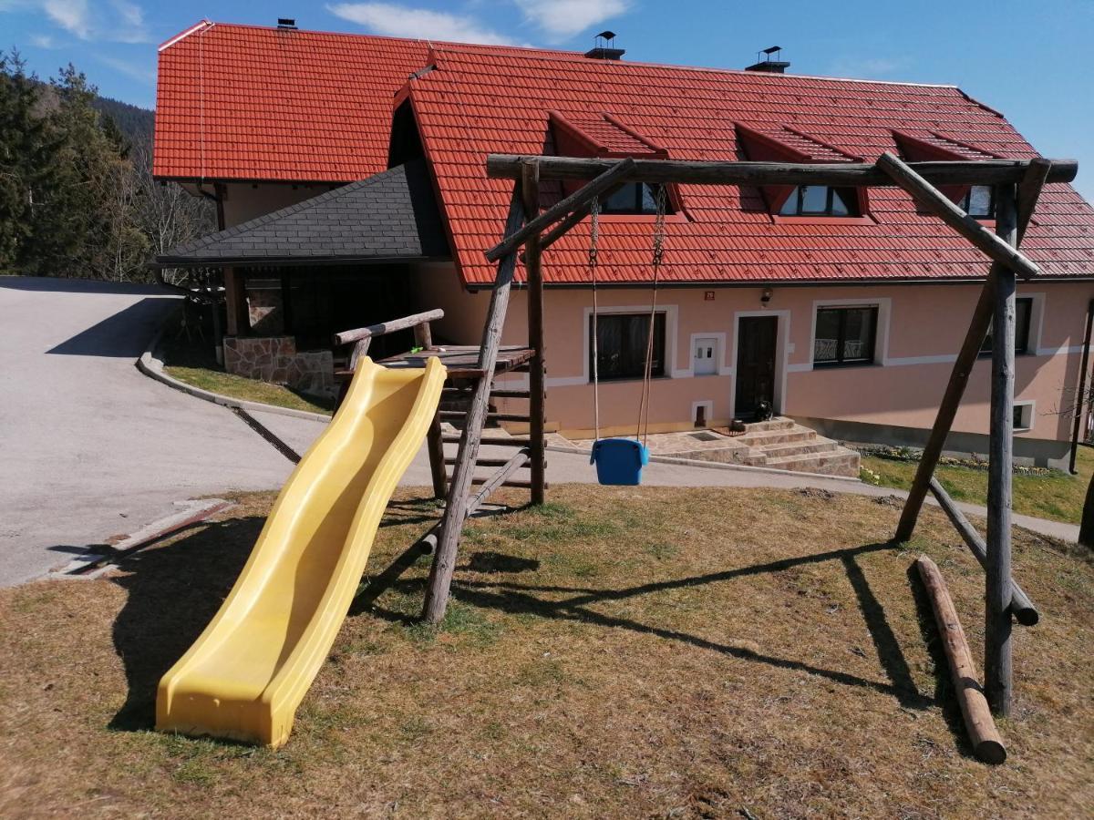 Apartment House Koprivnik Zreče エクステリア 写真